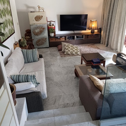 Uni Building (D15), Apartment #635977441